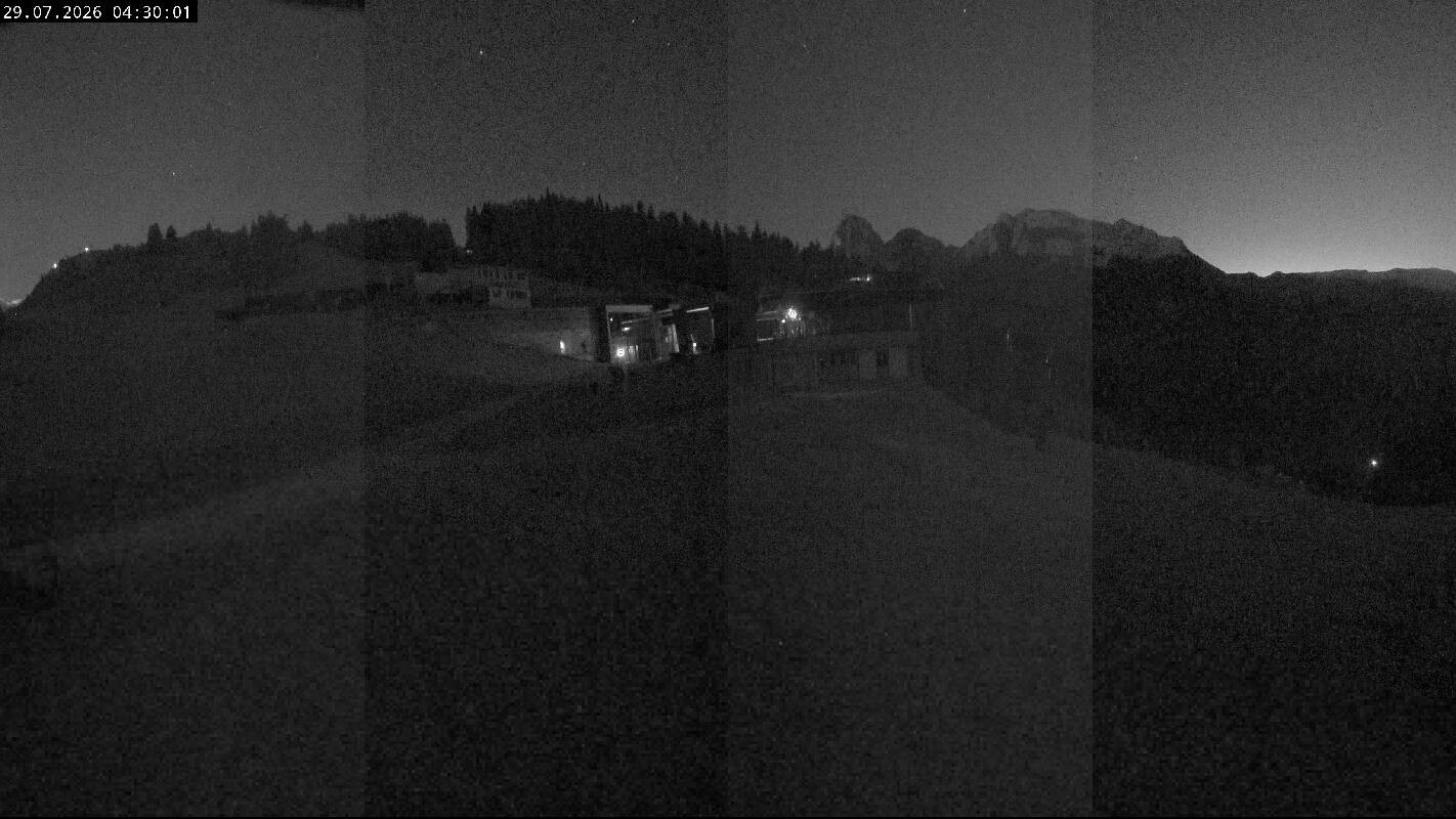 Archiv Foto Webcam Ladurns Gondelbahn Bergstation
