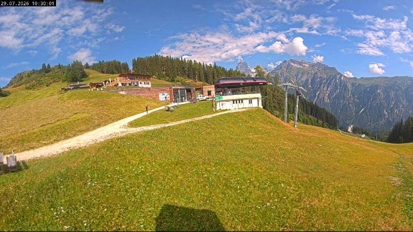 Archiv Foto Webcam Ladurns Gondelbahn Bergstation