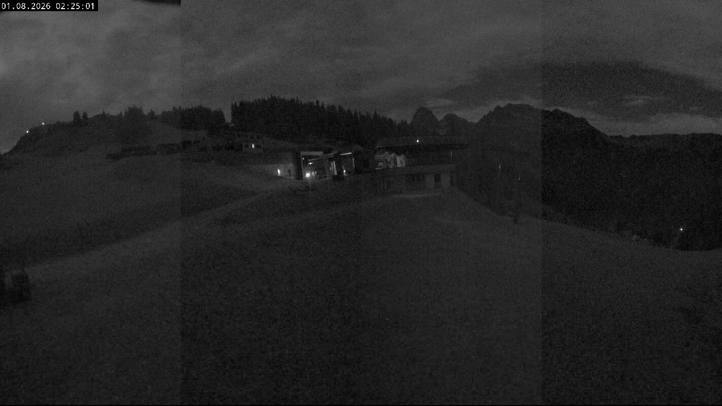 Archiv Foto Webcam Ladurns Gondelbahn Bergstation