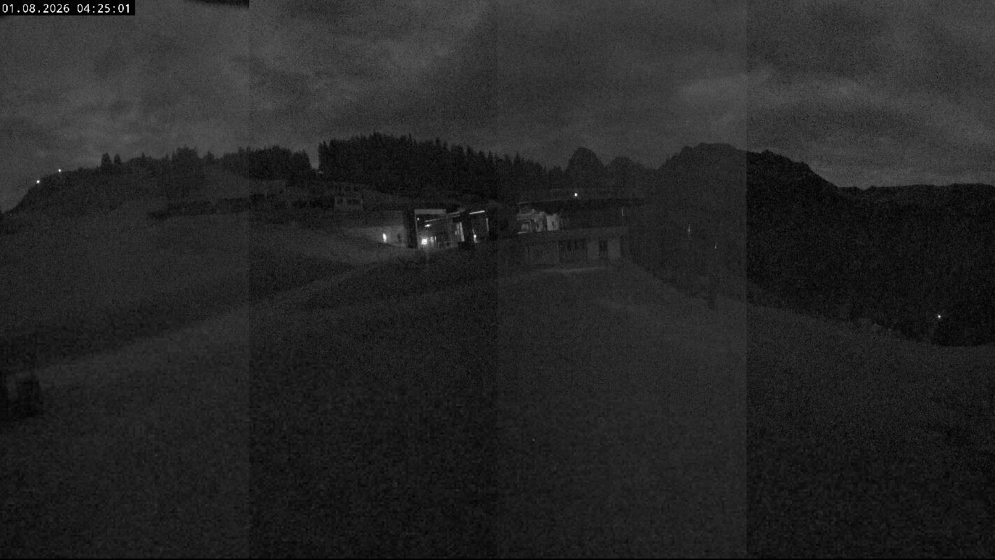 Archiv Foto Webcam Ladurns Gondelbahn Bergstation