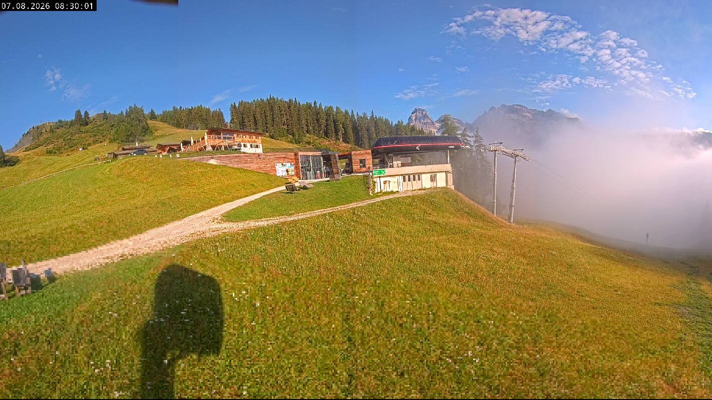 Archived image Webcam Top Station Ladurns gondola