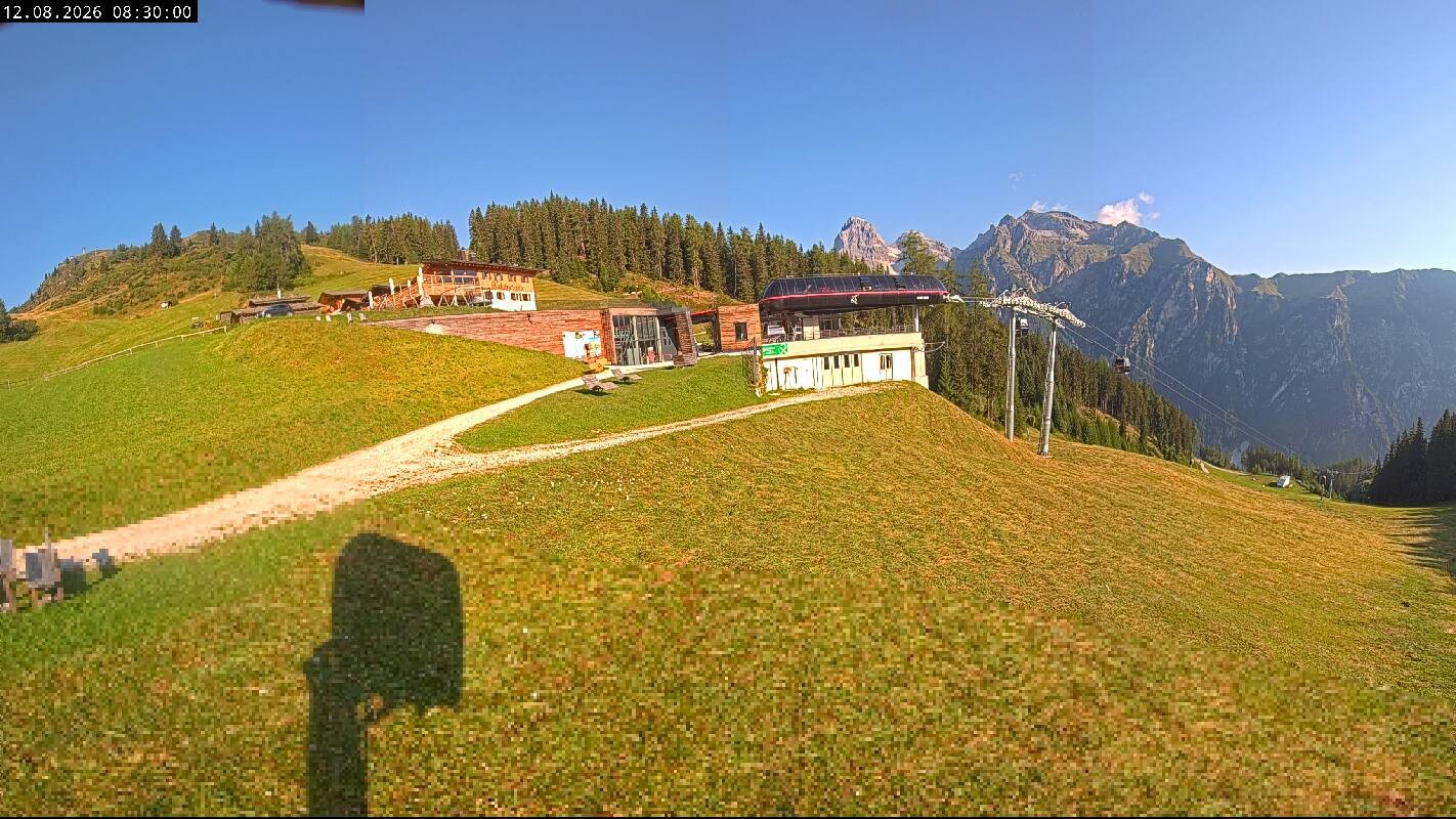 Archived image Webcam Top Station Ladurns gondola