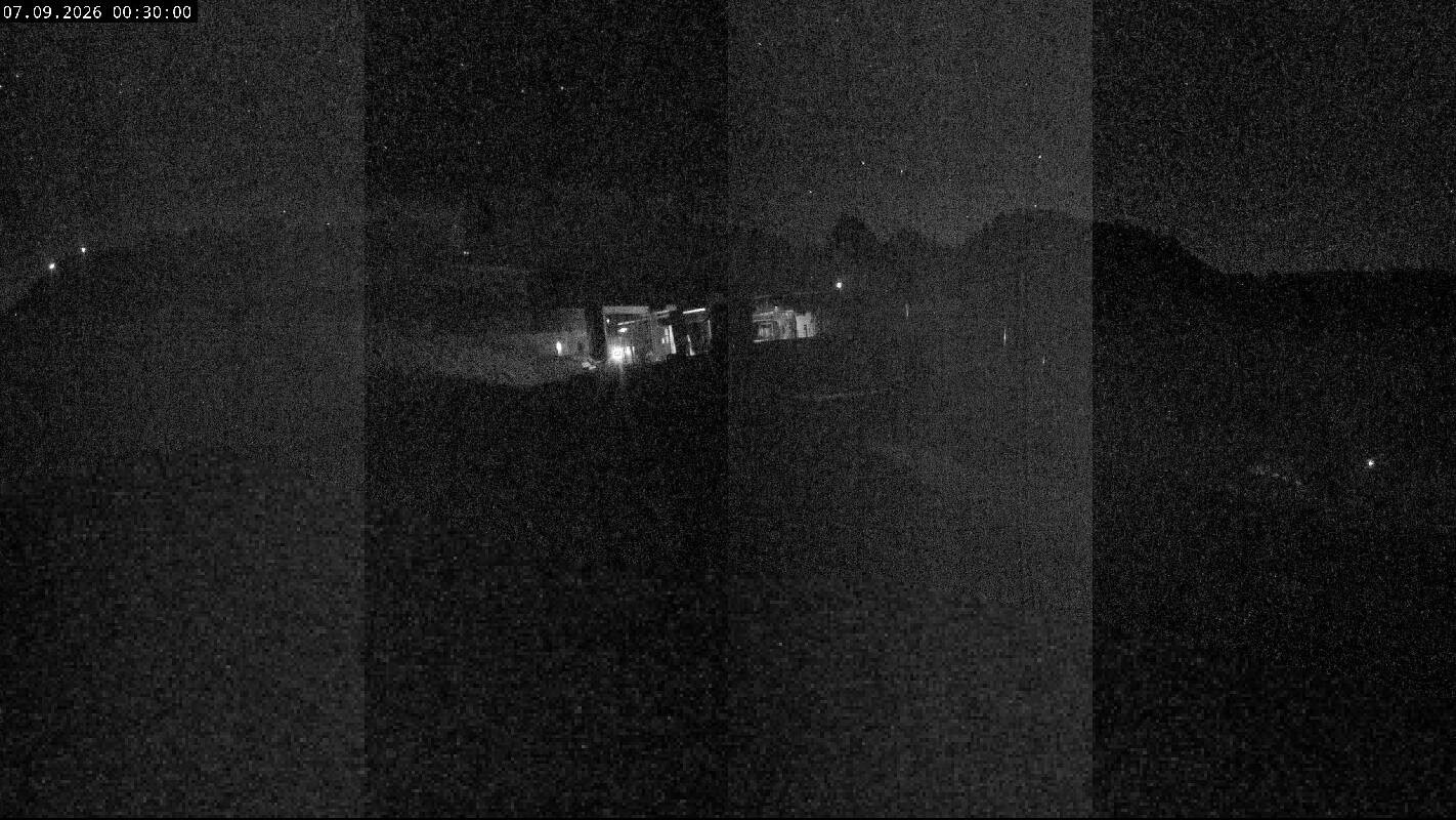 Archiv Foto Webcam Ladurns Gondelbahn Bergstation