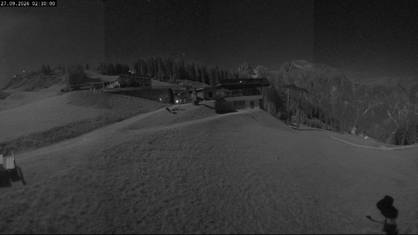 Archived image Webcam Top Station Ladurns gondola