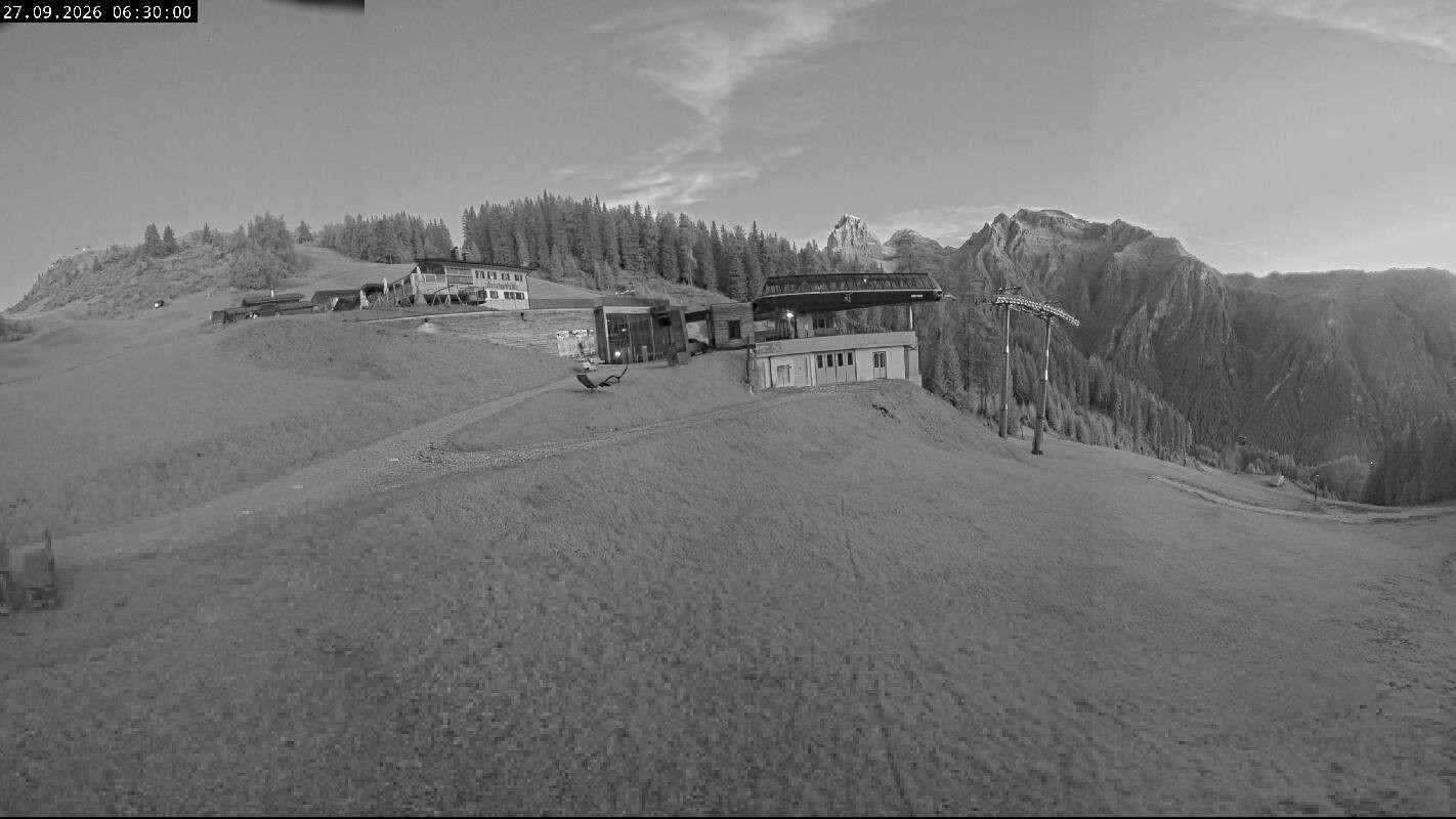 Archived image Webcam Top Station Ladurns gondola