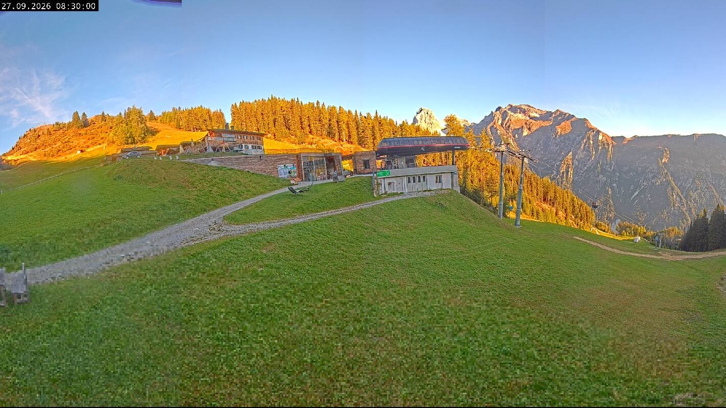 Archived image Webcam Top Station Ladurns gondola