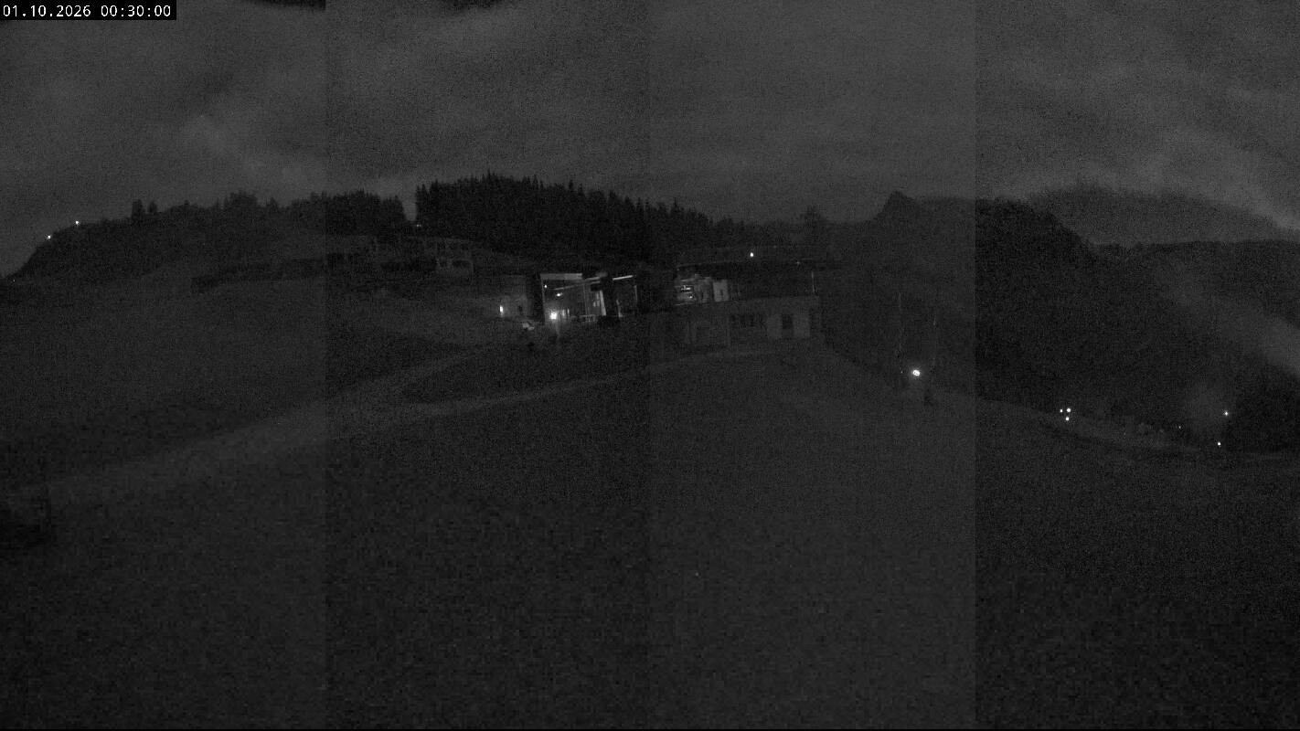 Archiv Foto Webcam Ladurns Gondelbahn Bergstation