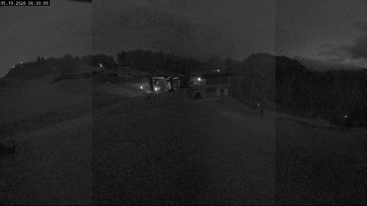 Archived image Webcam Top Station Ladurns gondola