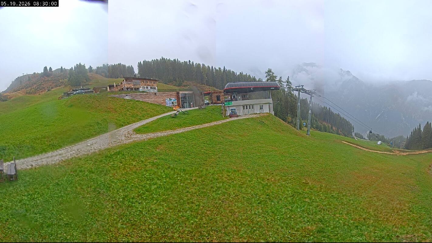 Archived image Webcam Top Station Ladurns gondola