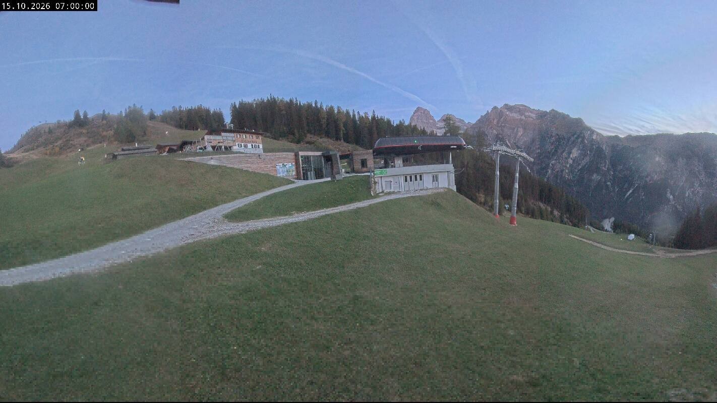Archived image Webcam Top Station Ladurns gondola