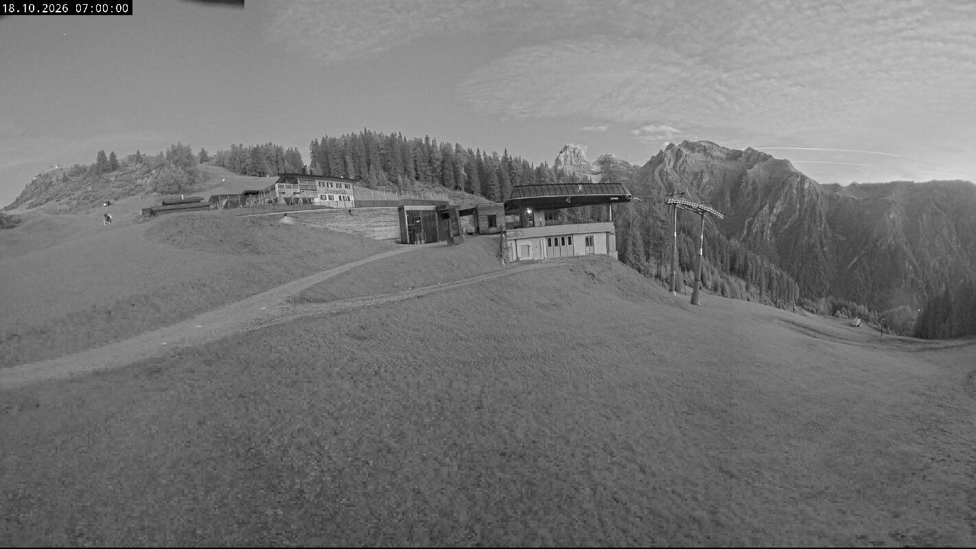 Archived image Webcam Top Station Ladurns gondola