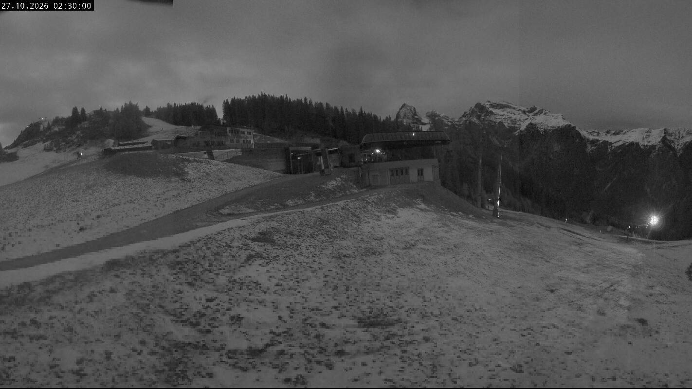 Archiv Foto Webcam Ladurns Gondelbahn Bergstation