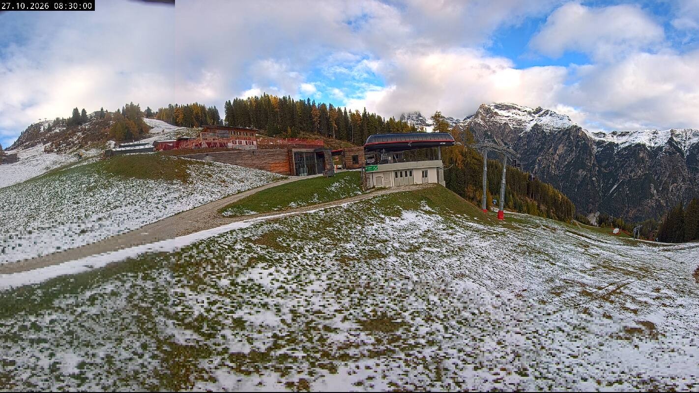 Archiv Foto Webcam Ladurns Gondelbahn Bergstation