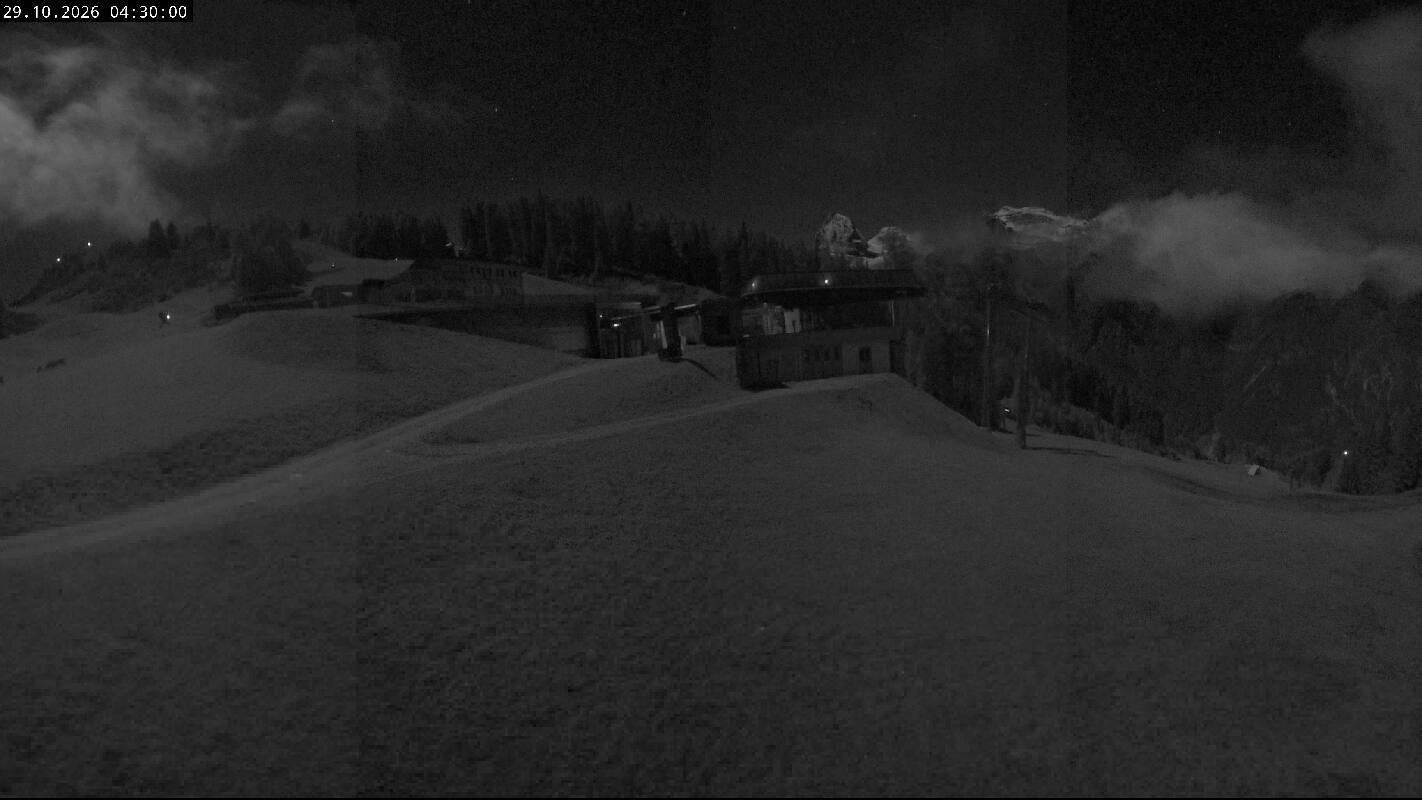 Archiv Foto Webcam Ladurns Gondelbahn Bergstation