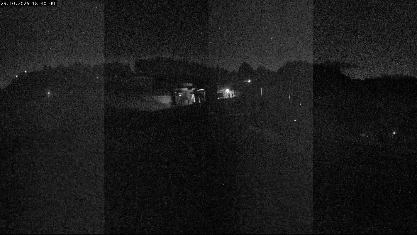 Archiv Foto Webcam Ladurns Gondelbahn Bergstation