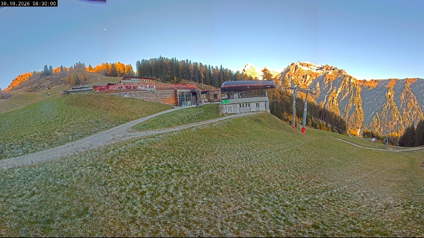 Archived image Webcam Top Station Ladurns gondola