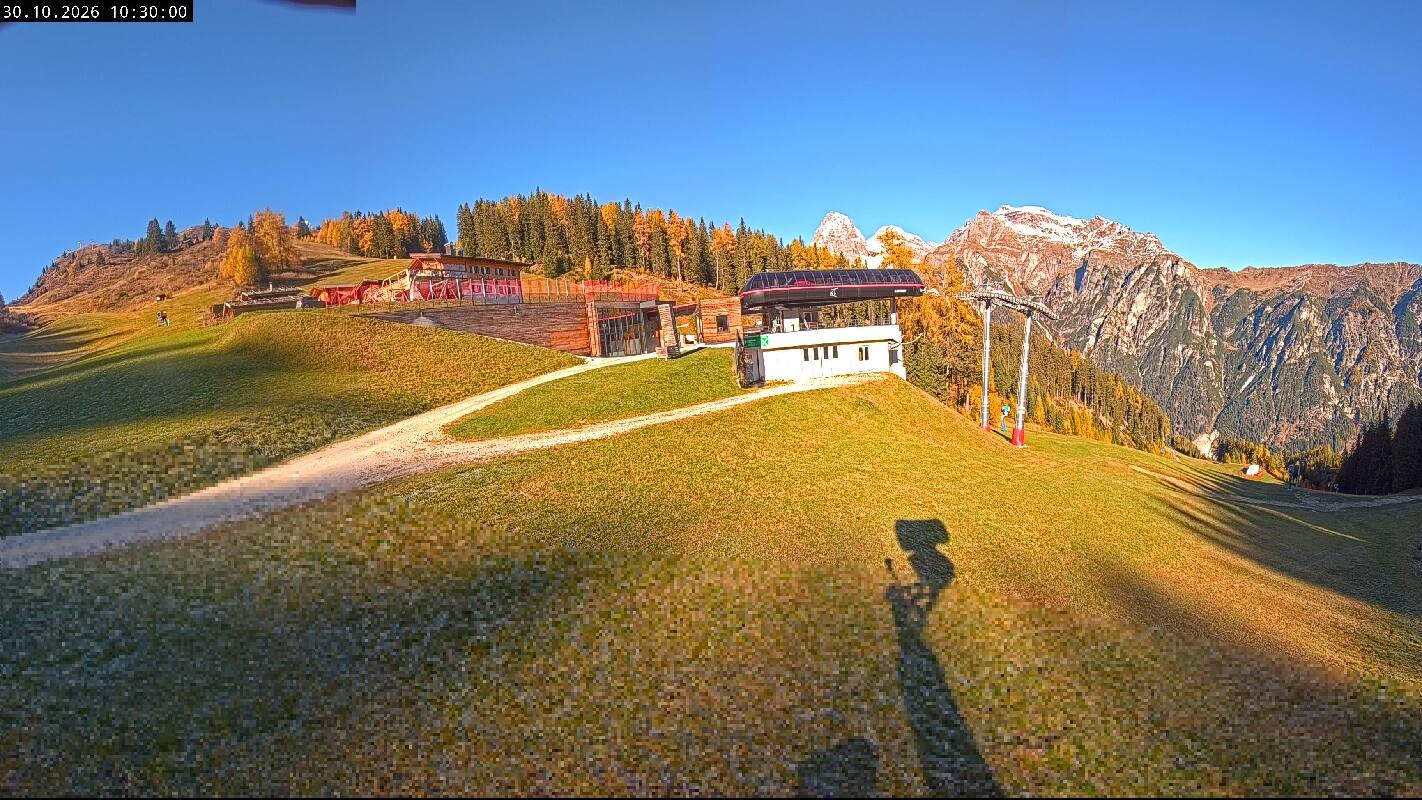 Archived image Webcam Top Station Ladurns gondola