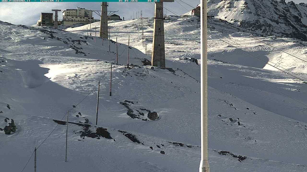 Archiv Foto Webcam Stilfser Joch: Blick auf die Gondel