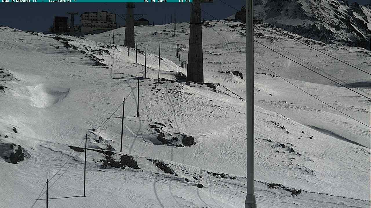 Archiv Foto Webcam Stilfser Joch: Blick auf die Gondel