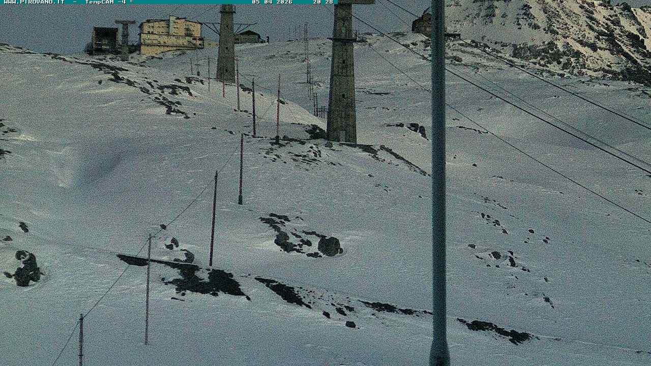 Archiv Foto Webcam Stilfser Joch: Blick auf die Gondel