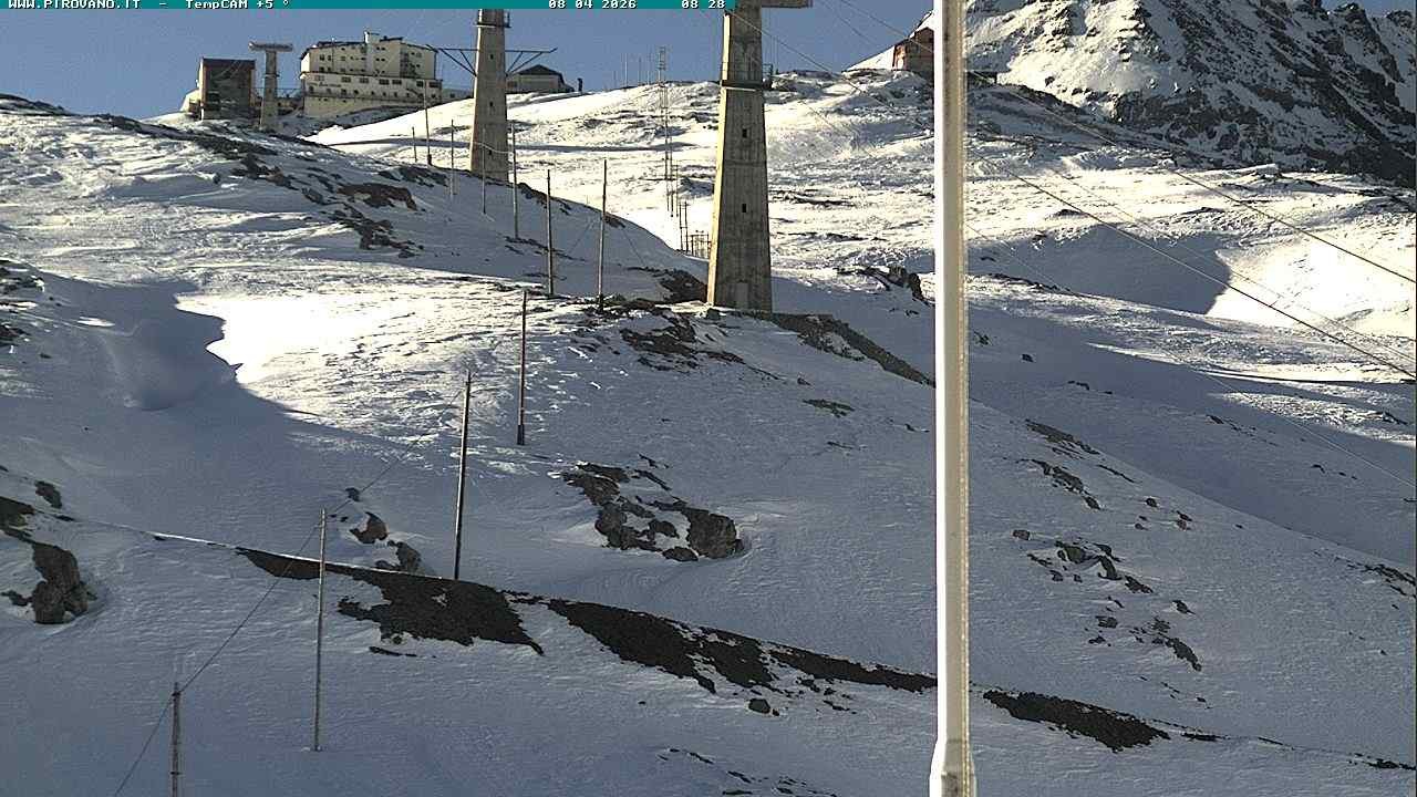 Archiv Foto Webcam Stilfser Joch: Blick auf die Gondel