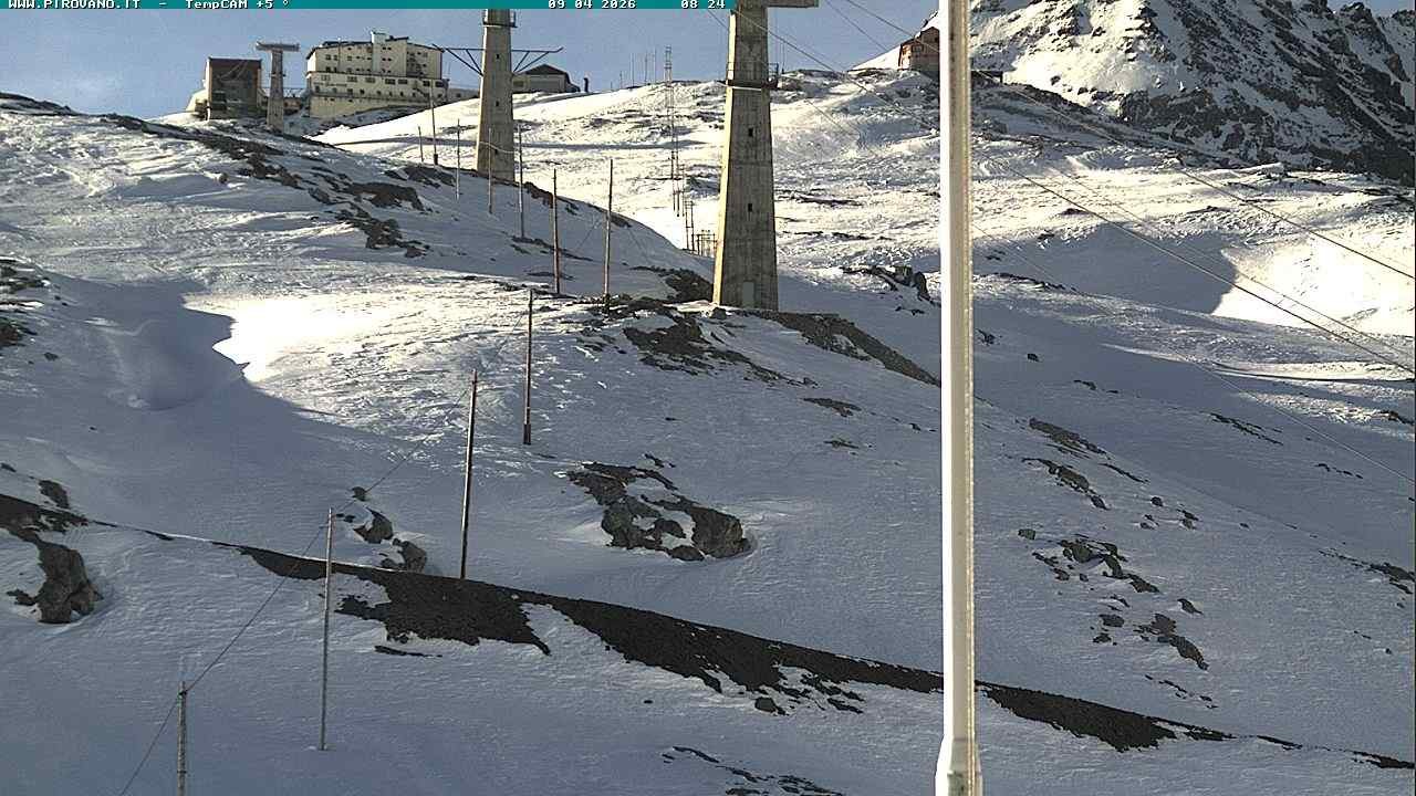 Archiv Foto Webcam Stilfser Joch: Blick auf die Gondel