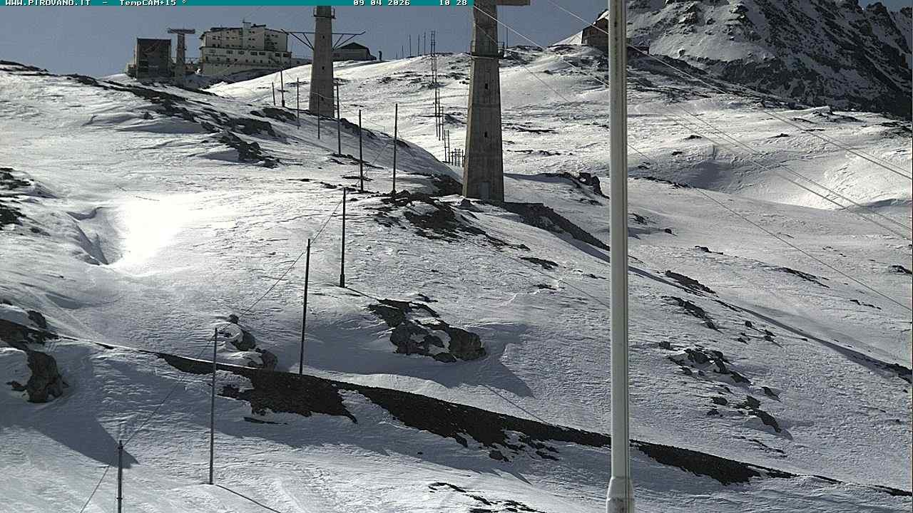 Archiv Foto Webcam Stilfser Joch: Blick auf die Gondel