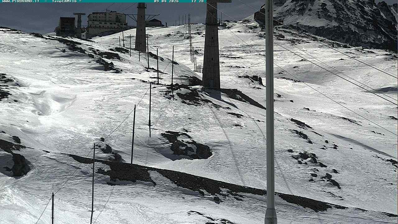 Archiv Foto Webcam Stilfser Joch: Blick auf die Gondel