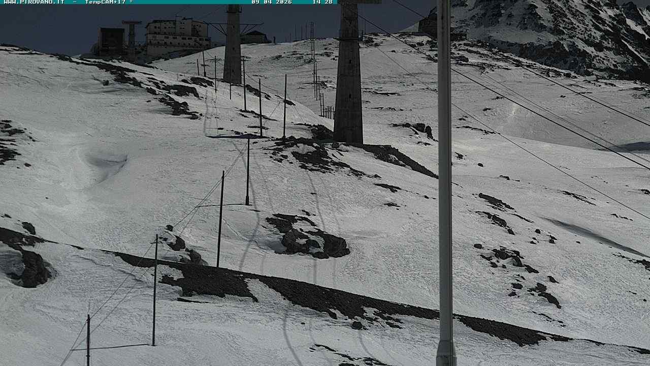 Archiv Foto Webcam Stilfser Joch: Blick auf die Gondel