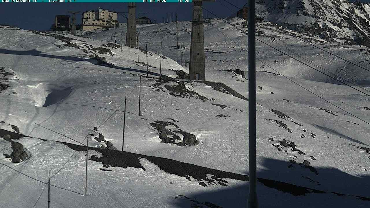 Archiv Foto Webcam Stilfser Joch: Blick auf die Gondel