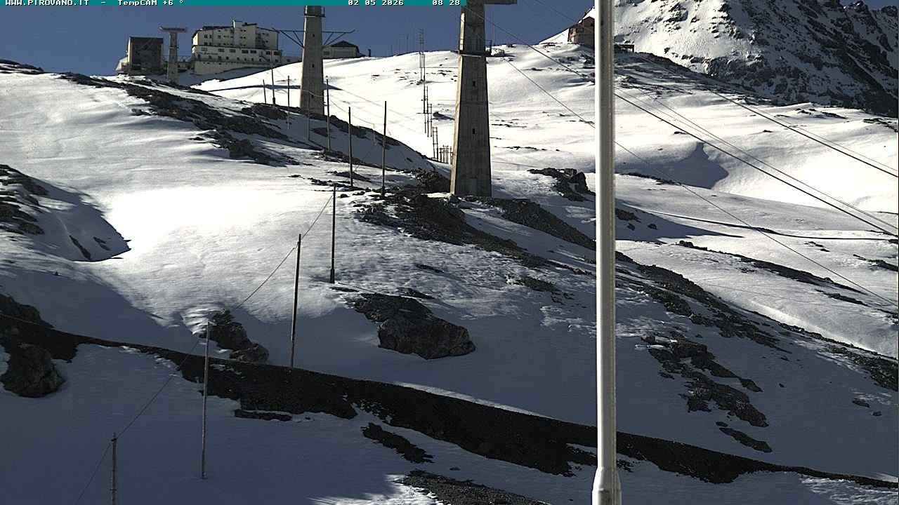 Archiv Foto Webcam Stilfser Joch: Blick auf die Gondel