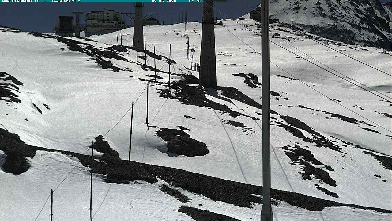 Archiv Foto Webcam Stilfser Joch: Blick auf die Gondel