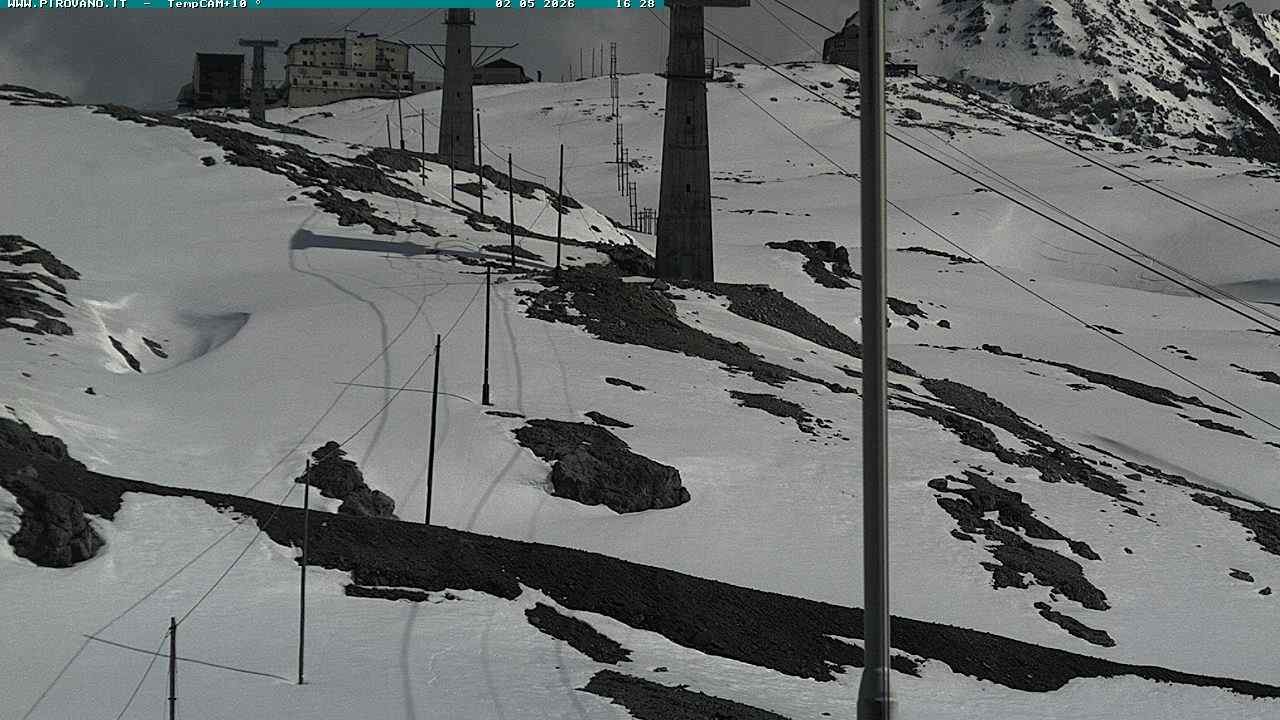 Archiv Foto Webcam Stilfser Joch: Blick auf die Gondel