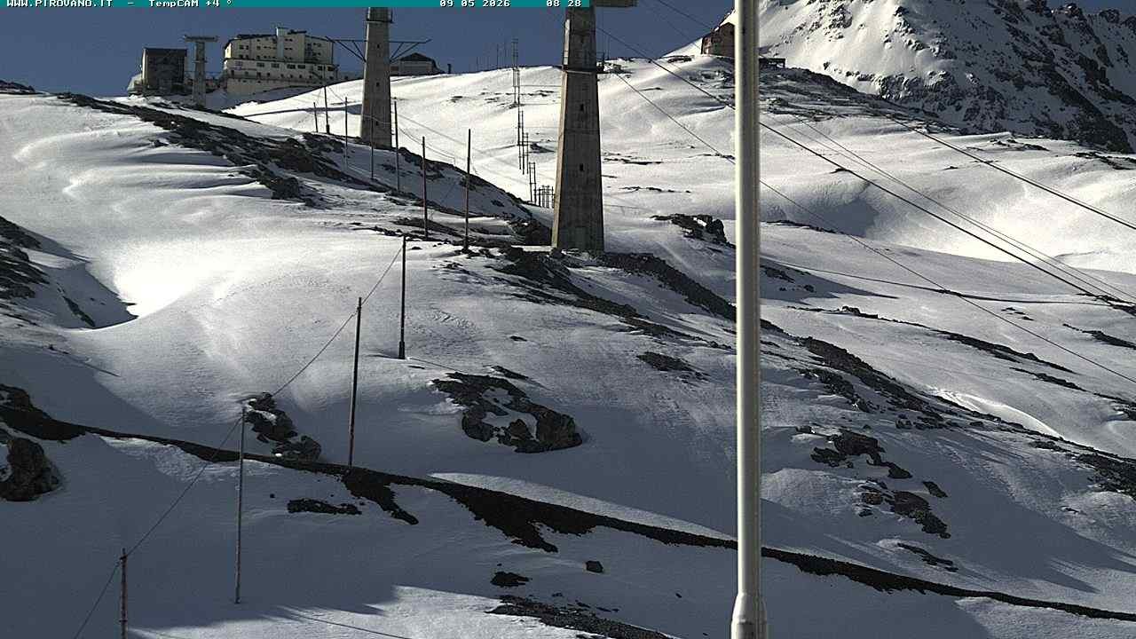 Archiv Foto Webcam Stilfser Joch: Blick auf die Gondel