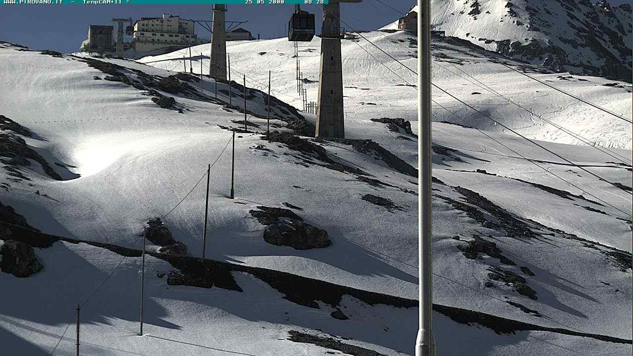 Archiv Foto Webcam Stilfser Joch: Blick auf die Gondel