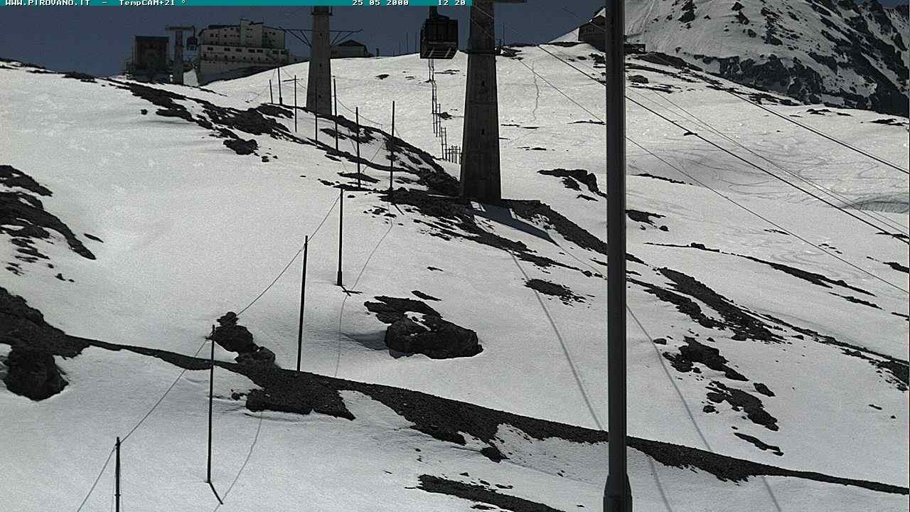 Archiv Foto Webcam Stilfser Joch: Blick auf die Gondel