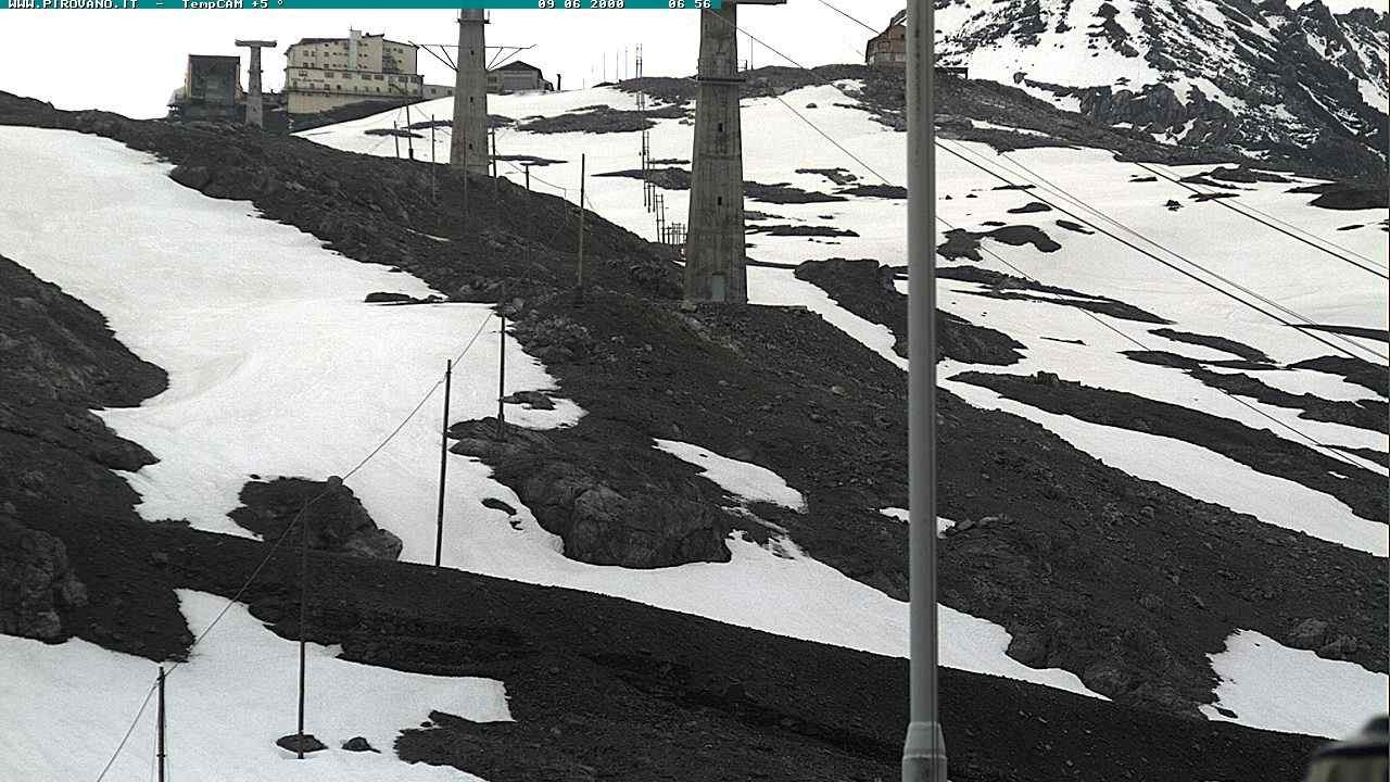 Archiv Foto Webcam Stilfser Joch: Blick auf die Gondel