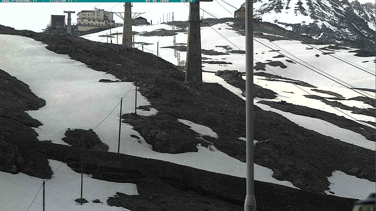 Archiv Foto Webcam Stilfser Joch: Blick auf die Gondel