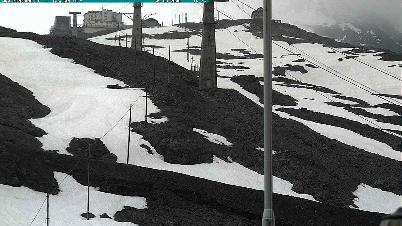 Archiv Foto Webcam Stilfser Joch: Blick auf die Gondel