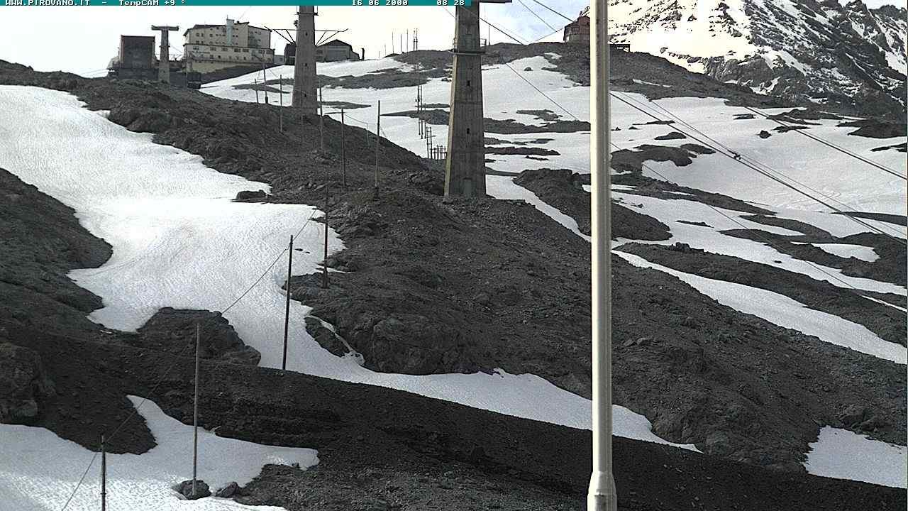 Archiv Foto Webcam Stilfser Joch: Blick auf die Gondel