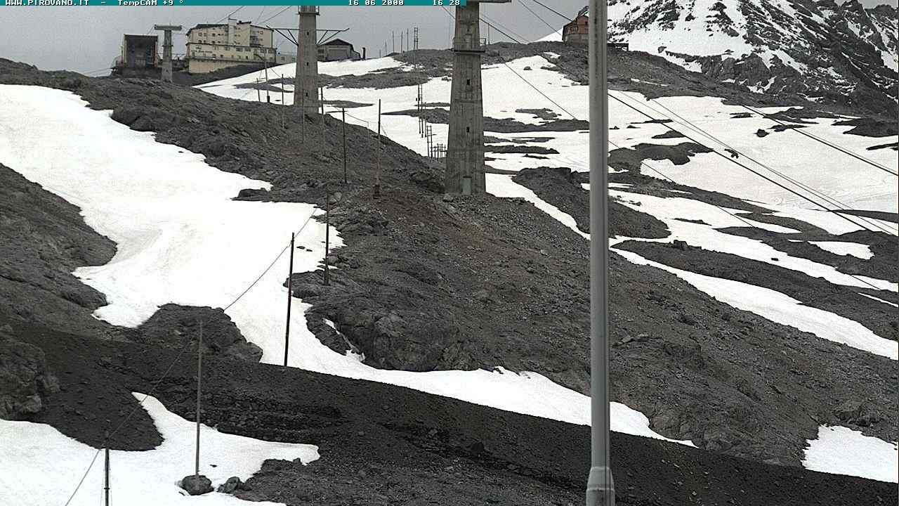 Archiv Foto Webcam Stilfser Joch: Blick auf die Gondel