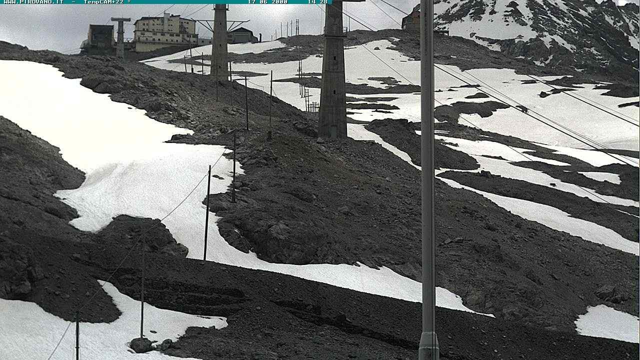 Archiv Foto Webcam Stilfser Joch: Blick auf die Gondel