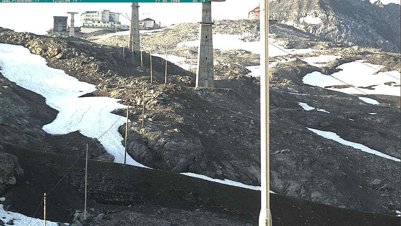 Archiv Foto Webcam Stilfser Joch: Blick auf die Gondel
