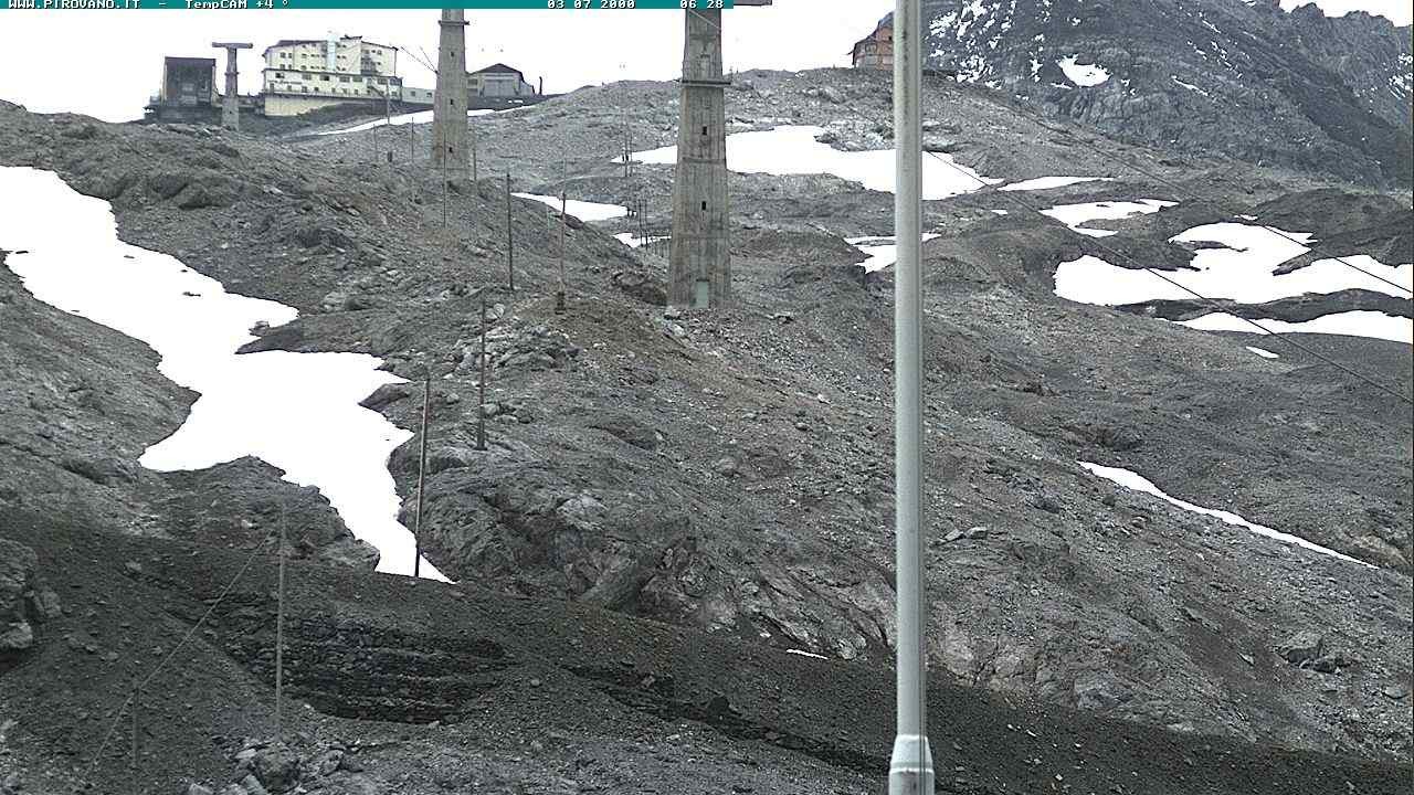 Archiv Foto Webcam Stilfser Joch: Blick auf die Gondel