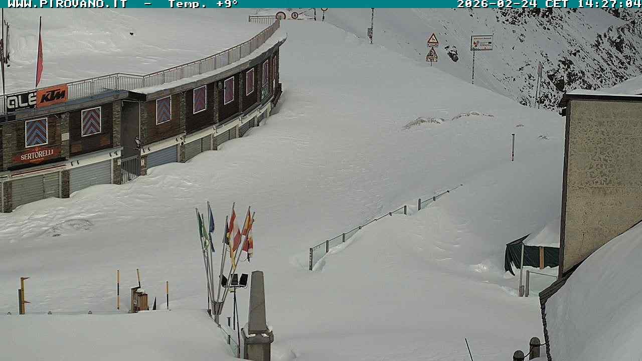 Archiv Foto Webcam Stilfserjoch: Passübergang