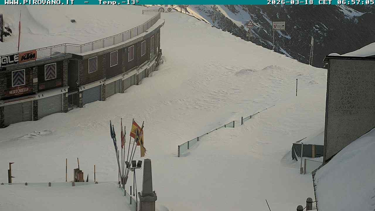 Archiv Foto Webcam Stilfserjoch: Passübergang