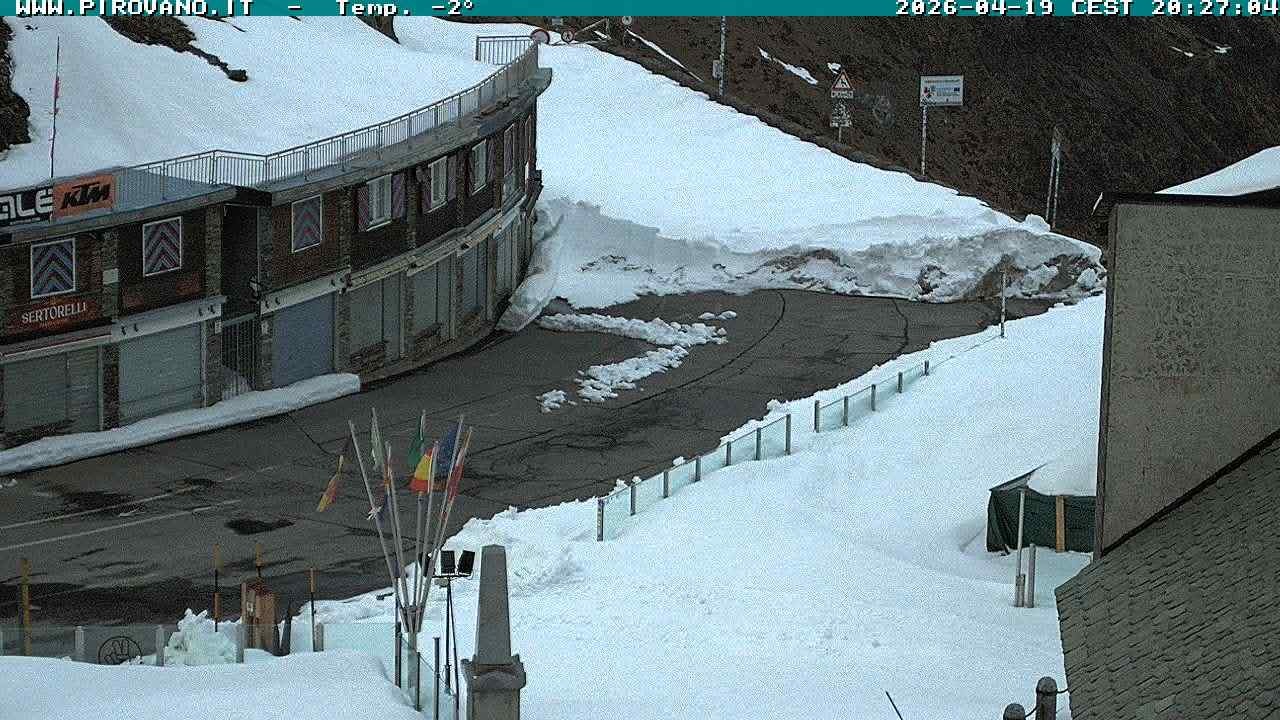 Archiv Foto Webcam Stilfserjoch: Passübergang