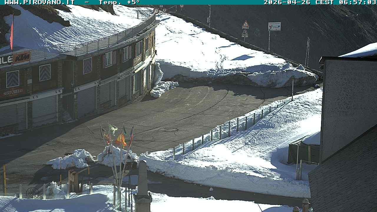 Archiv Foto Webcam Stilfserjoch: Passübergang