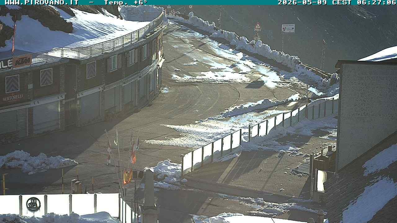 Archiv Foto Webcam Stilfserjoch: Passübergang