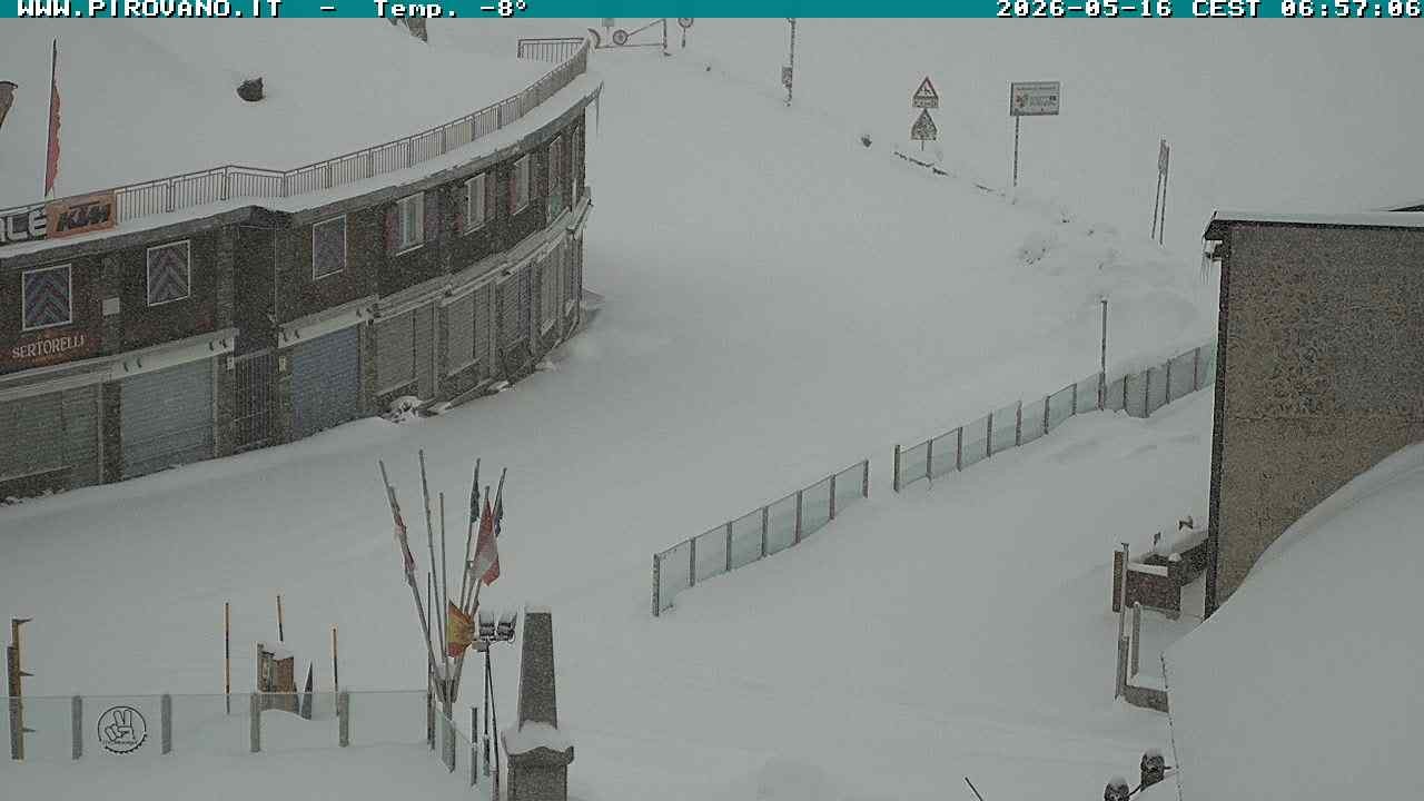 Archiv Foto Webcam Stilfserjoch: Passübergang